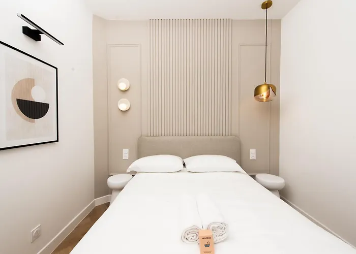 Hypercentre - 5 Mn Monaco - Luxury Flat - Cs *
